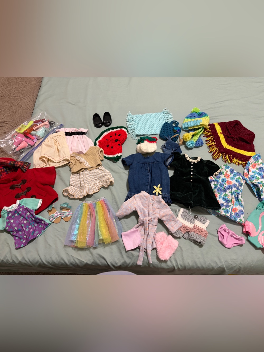 American Girl / Our Generation Clothing + Accessories Lot / 18-inch Doll